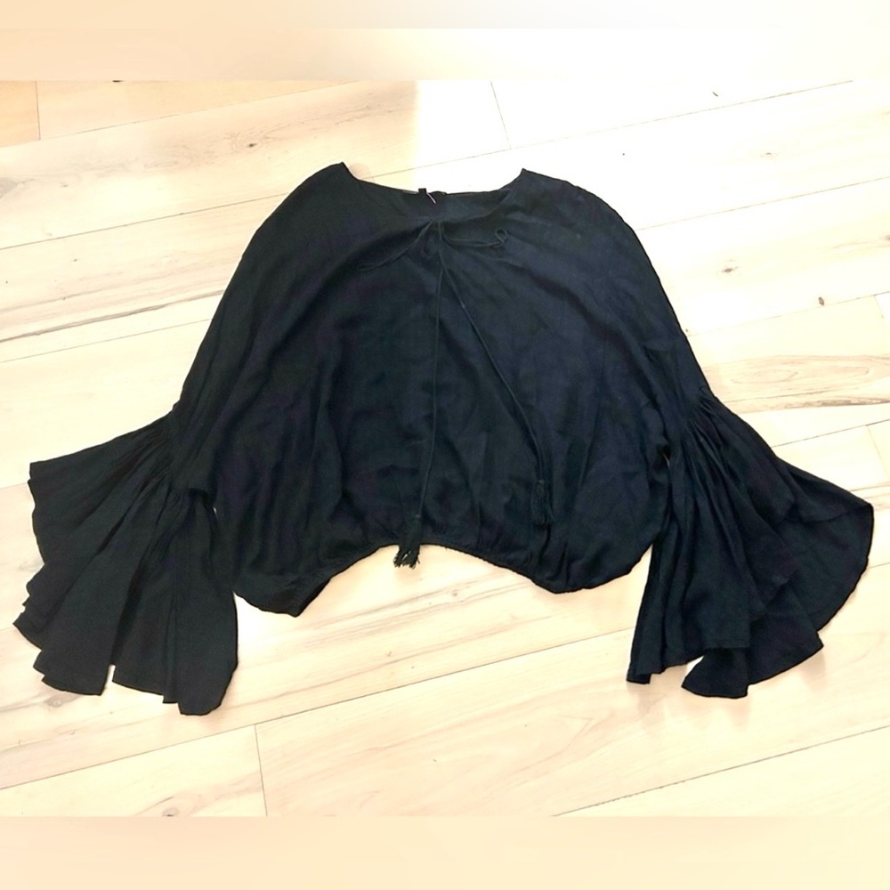 Olivaceous Boho Hippie Bell Sleeves Black Top Size M